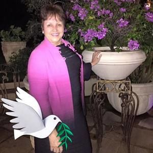 Meet your Posher, Raquel